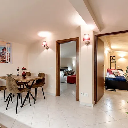 Condotta House דירה